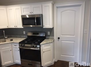 3381 Washington St #1R, Jamaica Plain, MA 02130