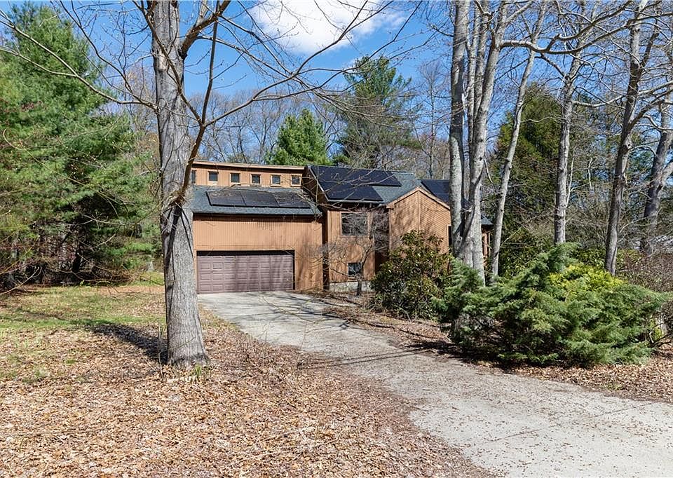 1st image of 3 Rogler Farm Rd