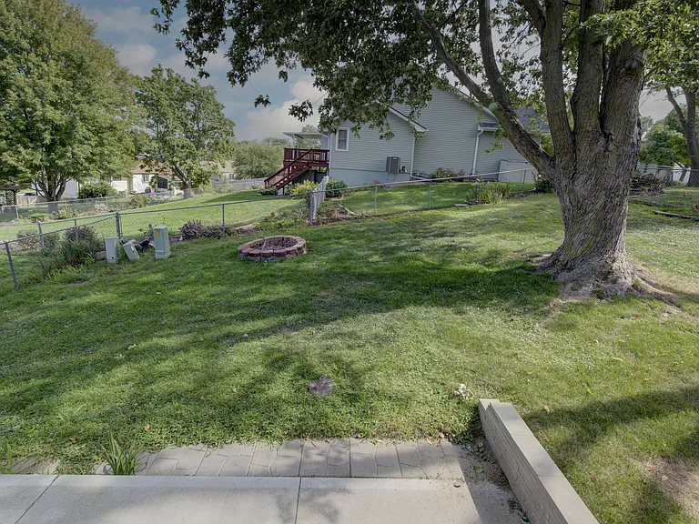 9705 S 21st Ave — Photo 28