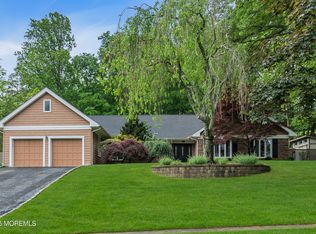 20 Foxwood Run, Middletown, NJ 07748
