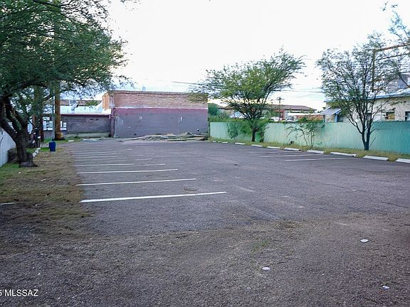 4th image of 710 N Echols Ave #9