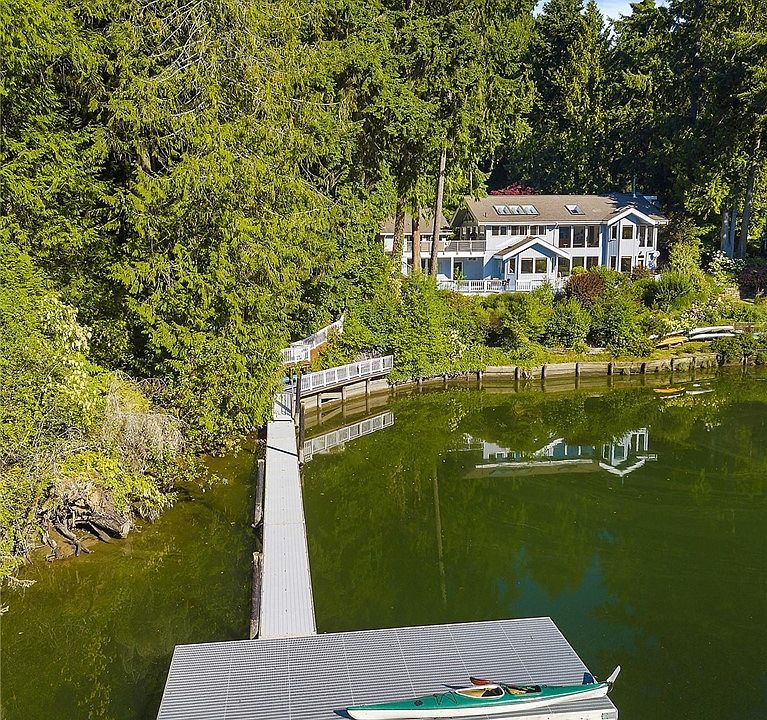 Besides boating, fly fishing is a popular sport on Fletcher Bay, and a fishing club once existed. Outdoor enthusiasts can paddle board, kayak, or swim the length of the bay with its' warmer waters, compared to the rest of the Island. At low tide blue heron frequent the bay, eating their meal off the bay's floor. Families of bald eagles live in the tall evergreens and during high tides are often seen swooping down to catch their next meal in these fresh waters on the bay. Sea lions have often been seen swimming up the bay especially during salmon migration.