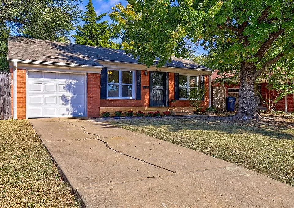3209 NW 40th St