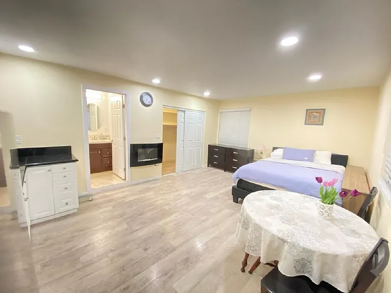 1602 S Glendora Ave — Photo 7
