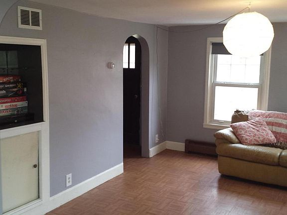 4th image of 312 Liberty St