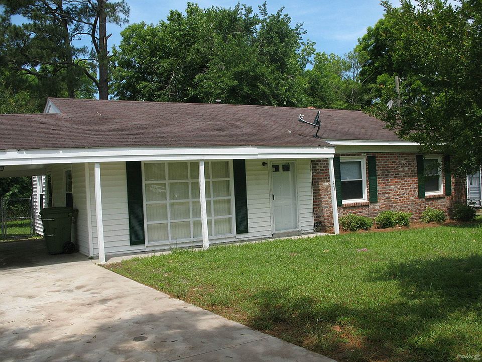 203 N. Farr Avenue Town of Andrews