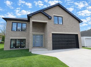 9615 S California Ave, Evergreen Park, IL