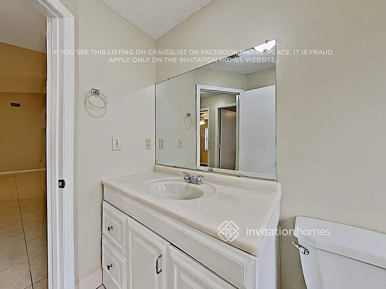 330 Woods Lake Dr — Photo 15