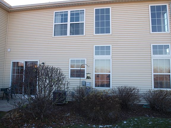 4th image of 12910 W Wakefield Dr