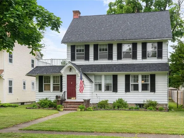 4 Mitchell Avenue, Poughkeepsie, NY 12603