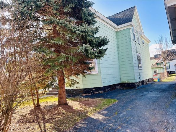 218 Pattison St, Syracuse, NY 13203