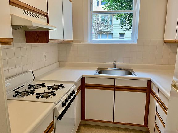 5th image of 805 Bush St APT 22