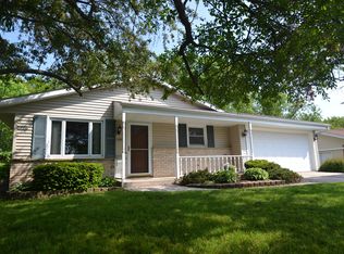 2030 Park Ave, West Bend, WI 53090