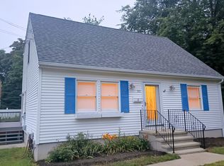 32 Morgan Ct, Groton, CT 06340