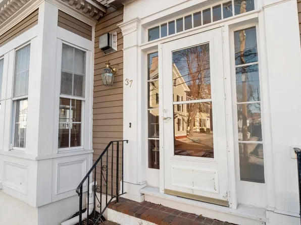 37 Fair St Unit 37, Newburyport, MA 01950