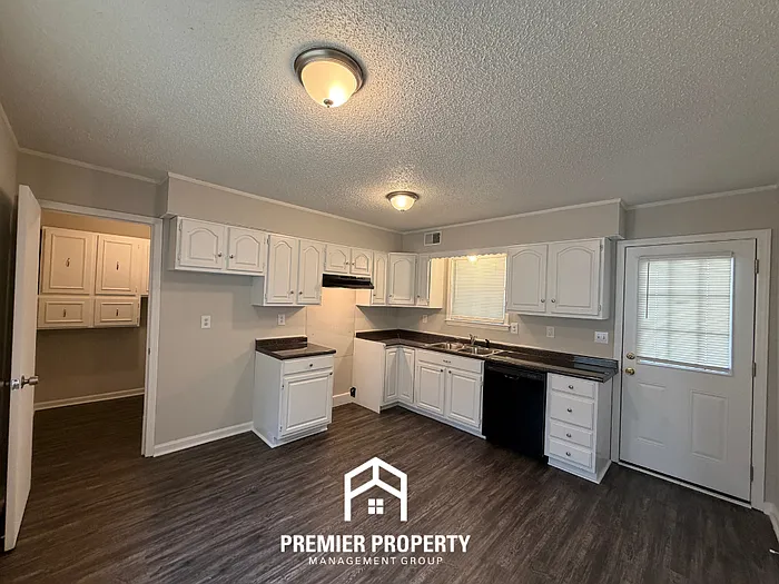 2093 Wild Violet Dr — Photo 8