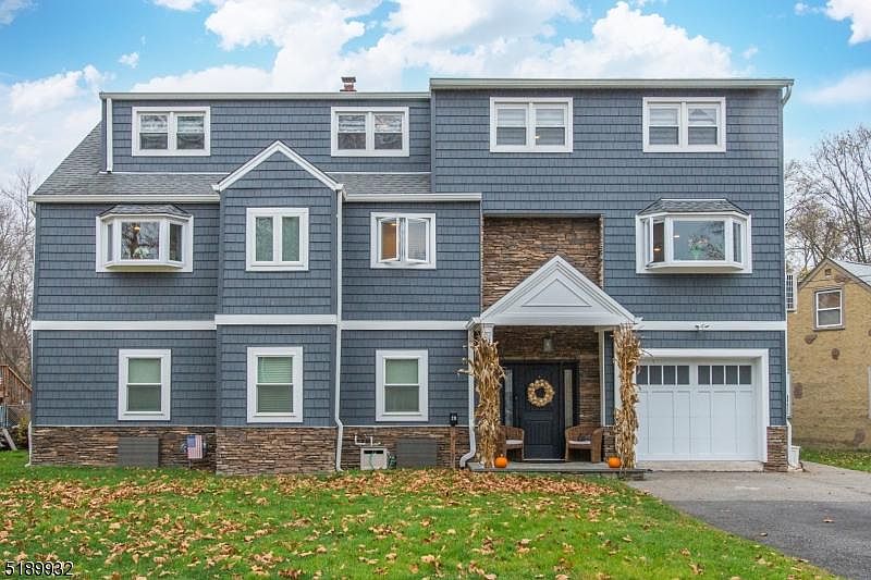 1st image of 28 Voorhis Pl