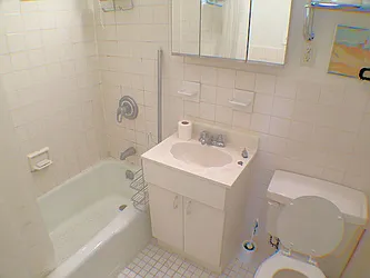 Rented by Glasser Realty LLC