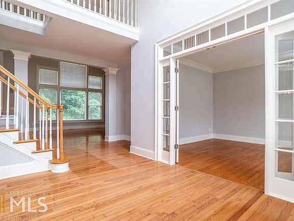 4th image of 1311 Crest Oak Way