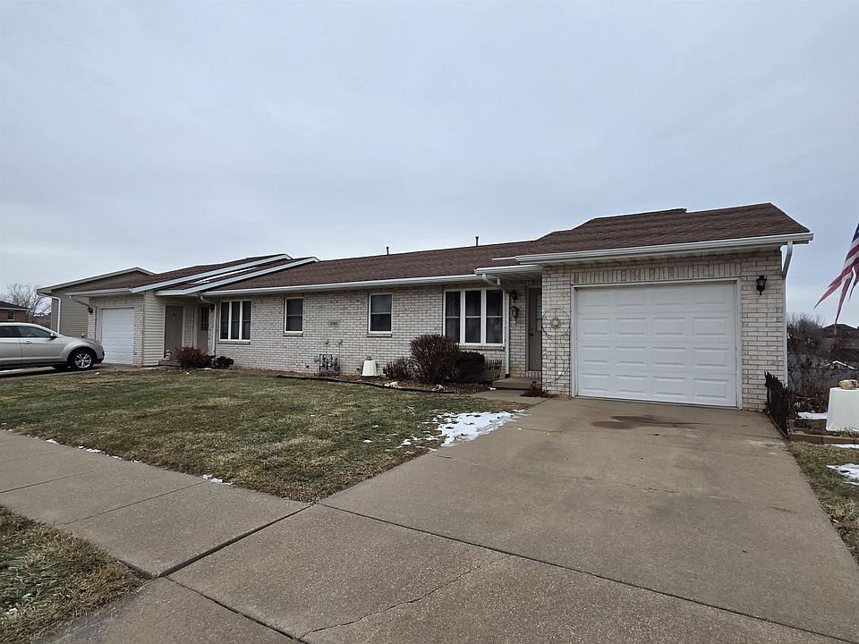 1st image of 2182 Sunnyslope Dr