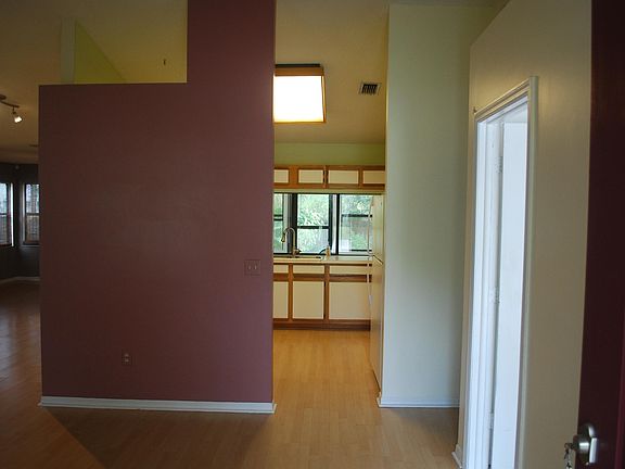 4th image of 8508 Coquina Avenue