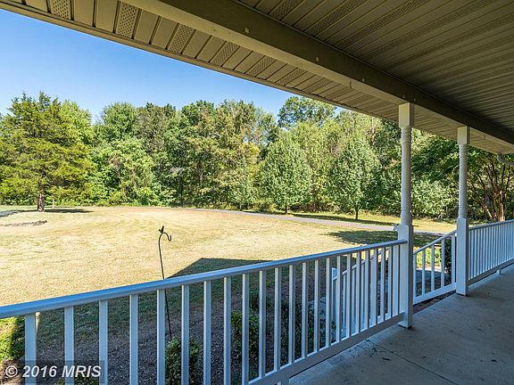 2nd image of 5001 Albrecht Ln