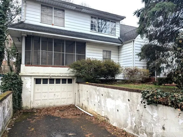 2 Darrow St, South River, NJ 08882