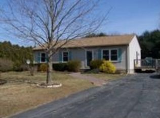 6 Spring St, Plainfield, CT 06374