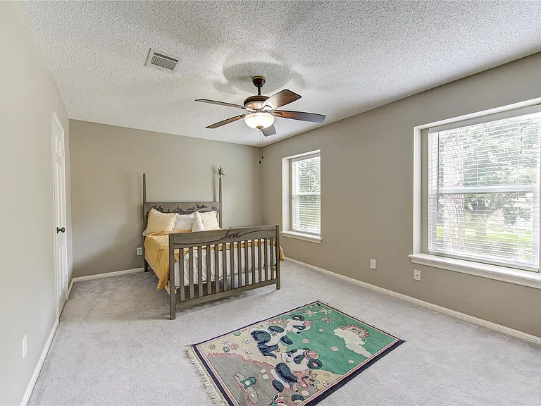 15739 Fleetwood Oaks Dr — Photo 30