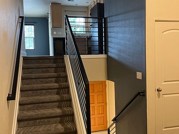 5th image of 2992 Emporia St