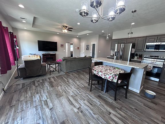 5th image of 2823 Cottonwood Cir