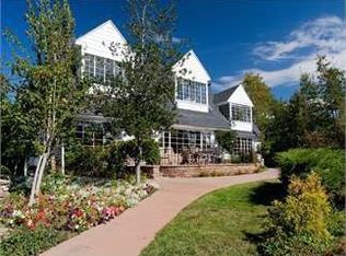 28235 N Shore Rd, Lake Arrowhead, CA 92352