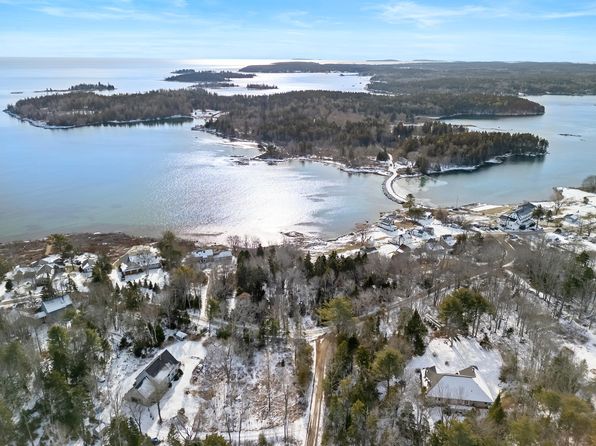 18 Patricia Lane, Saint George, ME 04859
