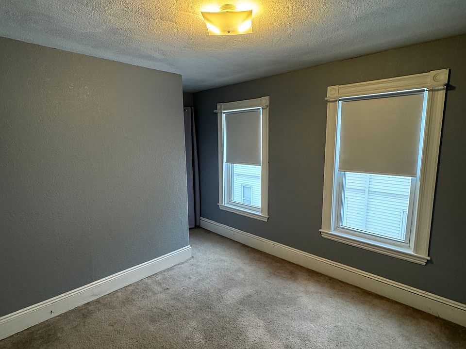 2nd image of 51 Wolcott St #2