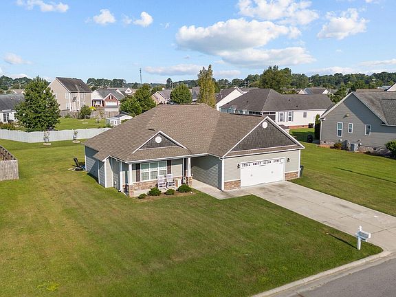 4th image of 2846 Verbena Way