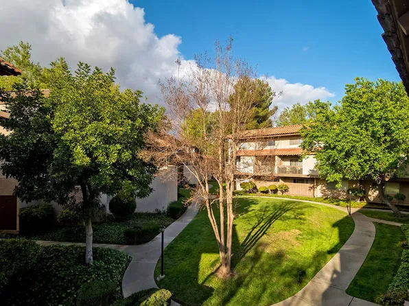 Wilbur Oaks Apartments