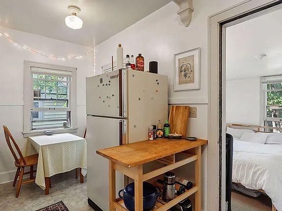 5th image of 2512 33rd Ave S APT 3