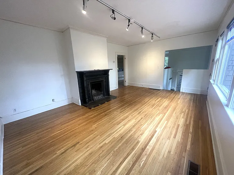 4123 S Corbett Ave — Photo 7