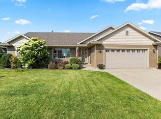 1439 Navigator Way, De Pere, WI 54115