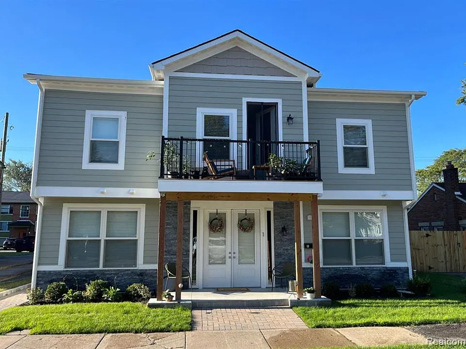 345 W Marshall St #2