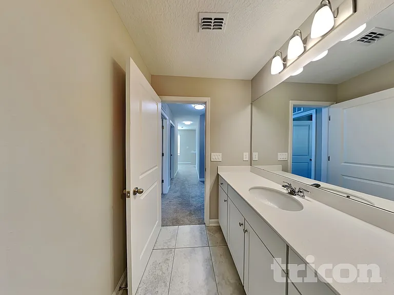 56 Raphael Ln — Photo 18