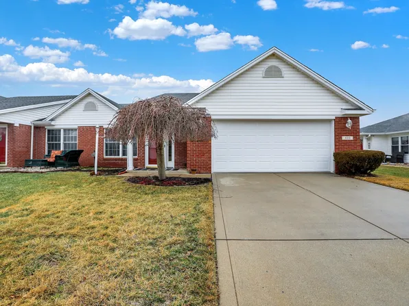 400 Reagan Cir, Franklin, IN 46131