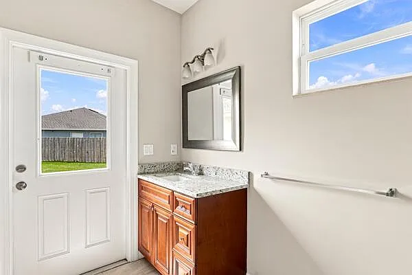 5866 NW Mesa Cir — Photo 36