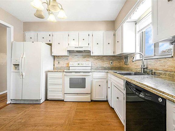 5th image of 1112 Washington Ave