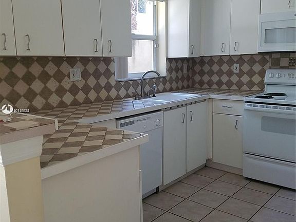 3rd image of 2243 NW 170th Ave