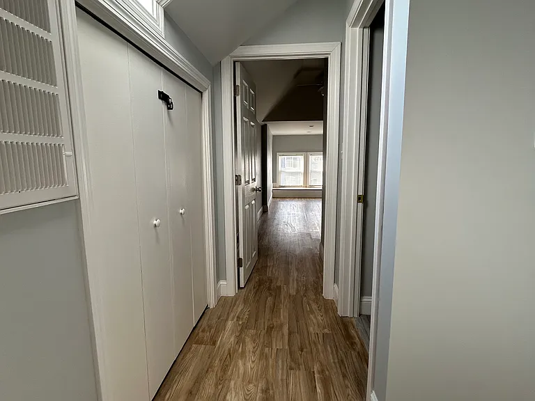 52 Monroe Ave #2F — Photo 13