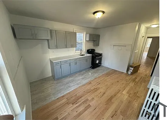 66 Isabella Ave #2 — Photo 1