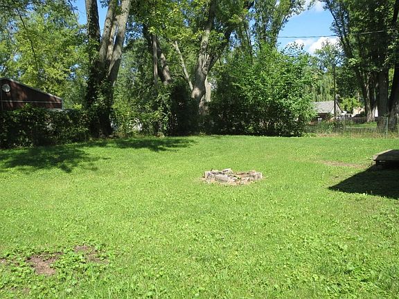 Big backyard with firepit