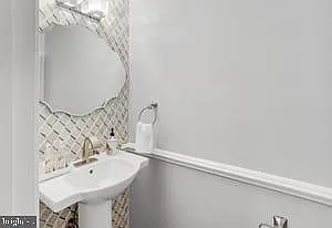 3434 Fort Lyon Dr — Photo 17