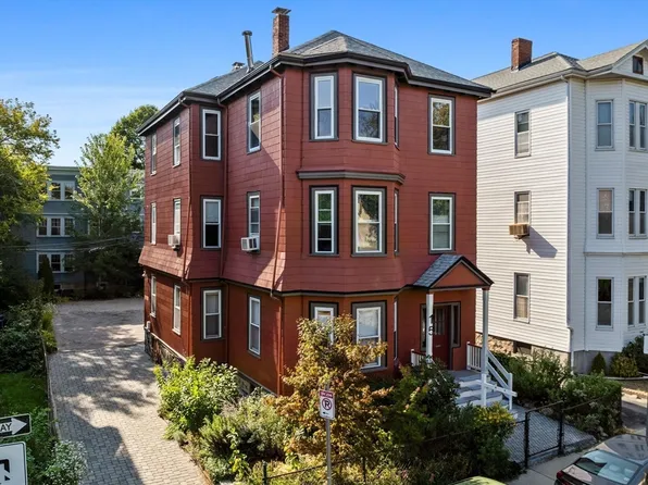 15 Woodman St #3, Jamaica Plain, MA 02130